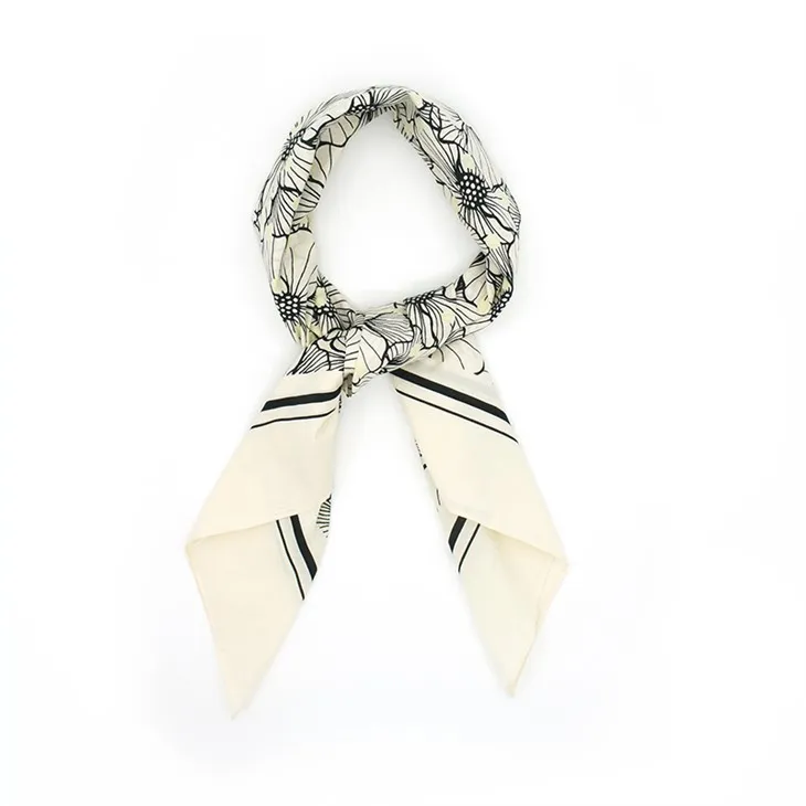 ECRU gėlių medvilnės bandana S110