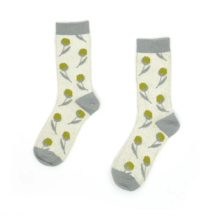 Siuvinėti medvilninės kojinės