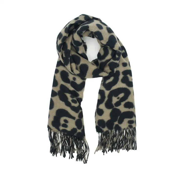 Madingi poliaus šalikai