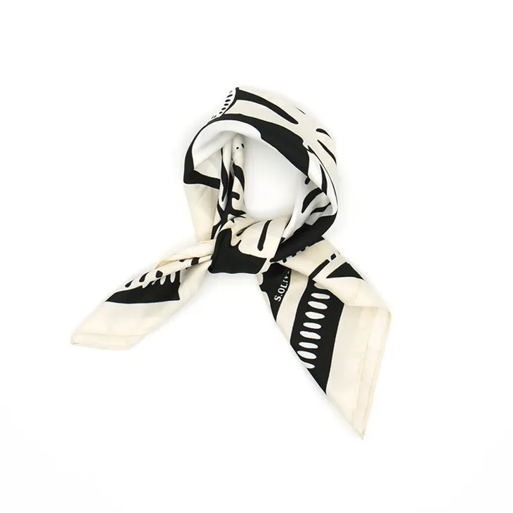 „Floral Print Twill Bandana S042“