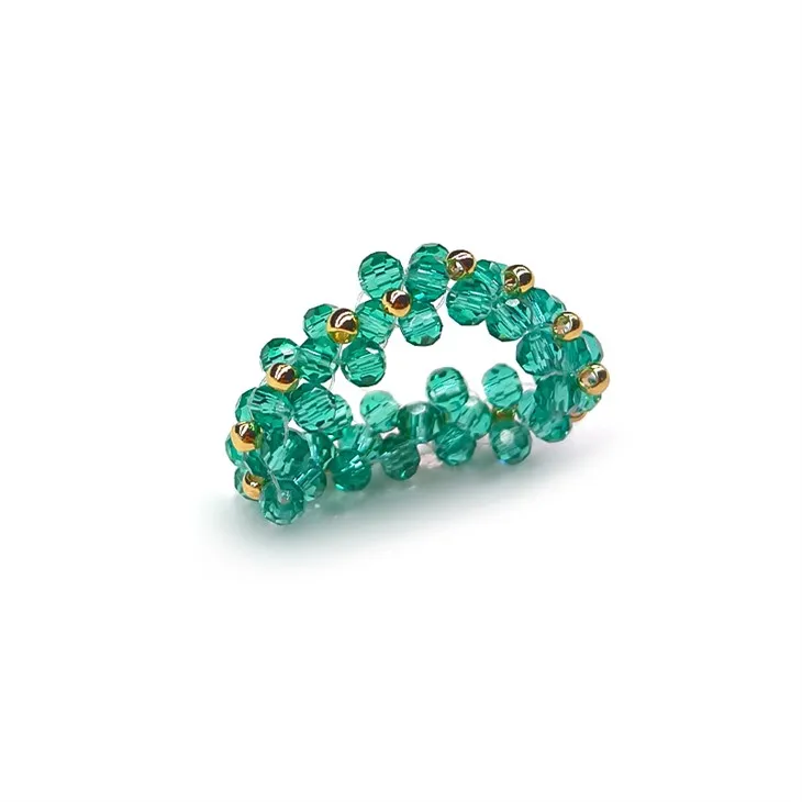 Žalias sluoksniuotas žiedas