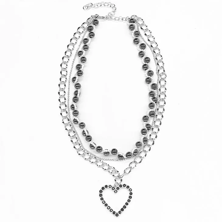 Širdies karolių komplektas