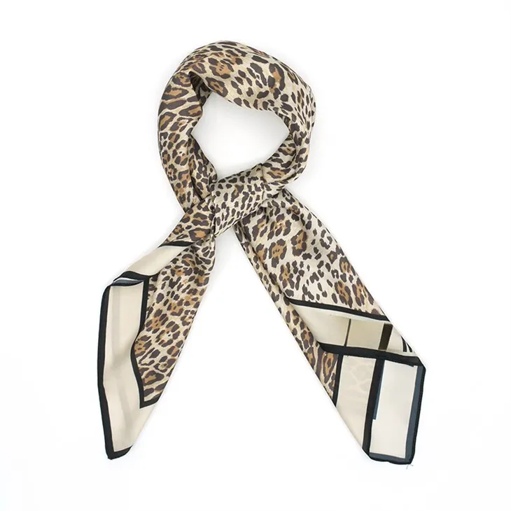 „Leopard Bandana S041“