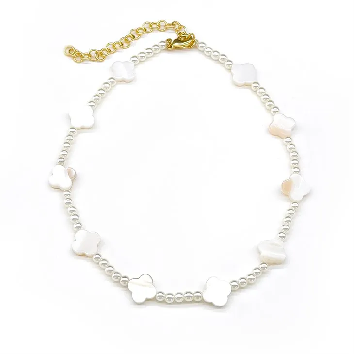 Dobilo lapų gėlių apyrankė