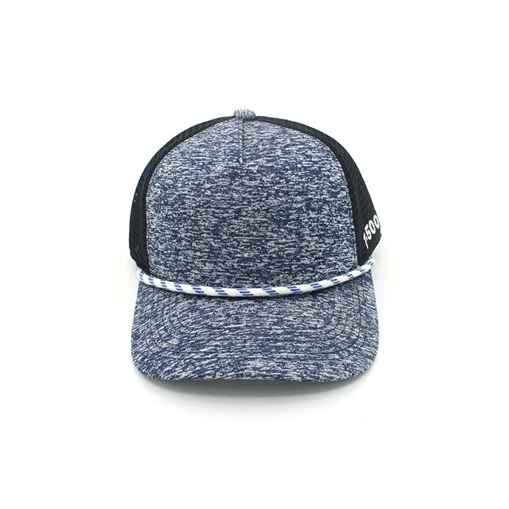 Individualizuotos žieminės kepuraitės