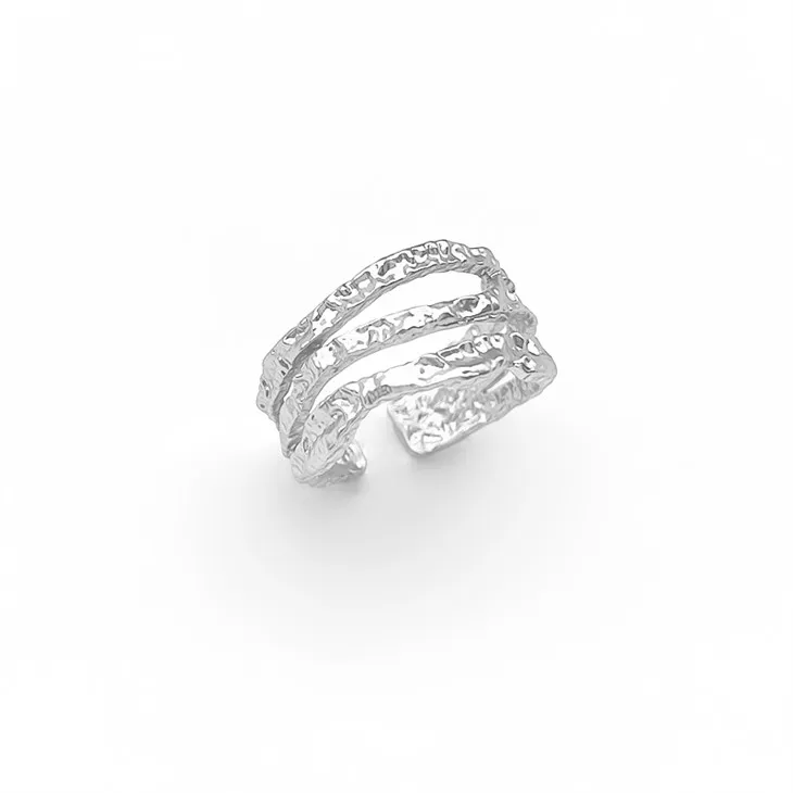 Sidabrinis trigubas žiedas